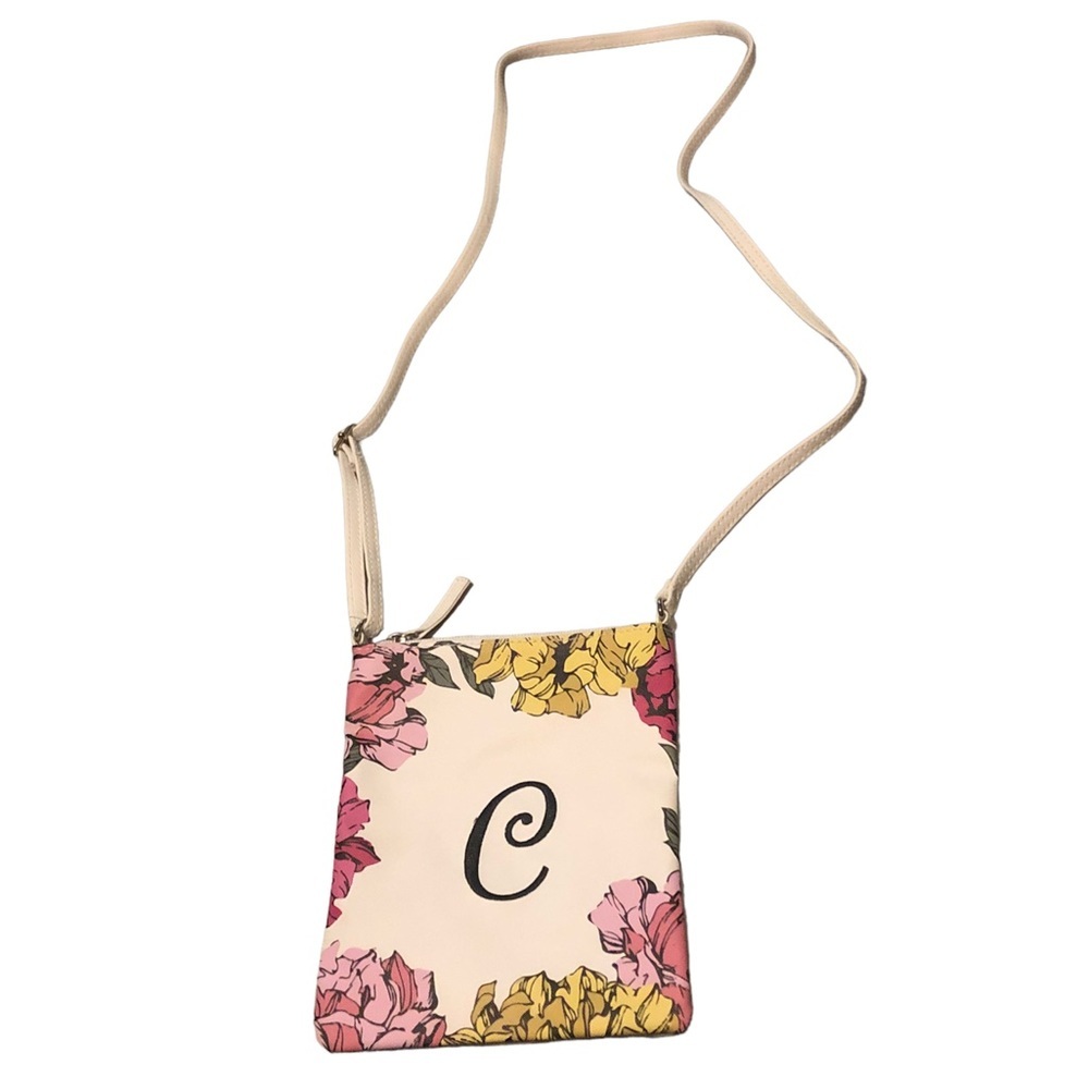 Brand new Chateau  “C” initial purse so cute